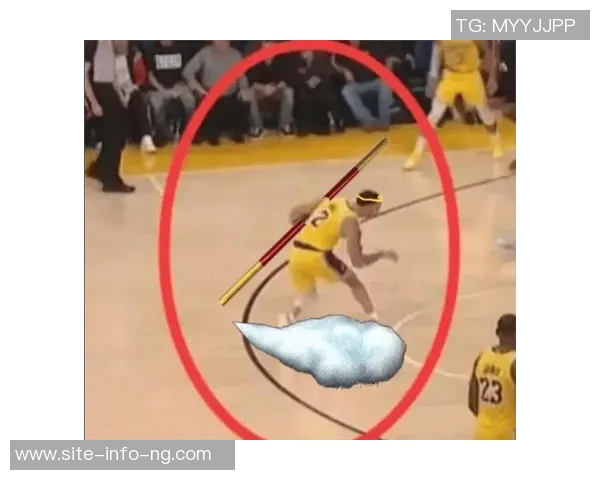 米切尔赞鲍尔赛场思维能力与詹姆斯相似认为这是球队所需的重要特质 米切尔赞鲍尔赛场思维能力与詹姆斯相似认为这是球队所需的重要特质