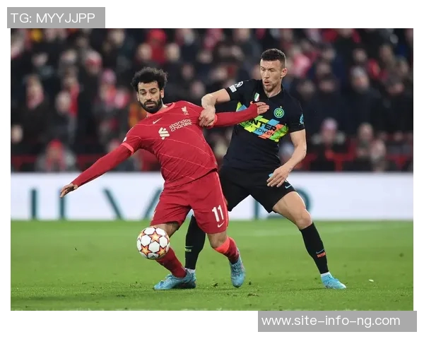 贝尔戈米赞齐沃沟通能力出色深得国米球员信任与共鸣 贝尔戈米赞齐沃沟通能力出色深得国米球员信任与共鸣