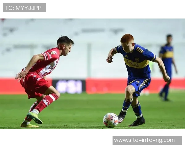 李平康透露25岁葡萄牙中卫阿尔瓦罗即将以自由身加盟泰山队